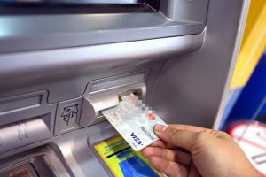 Rút tiền thẻ tín dụng Cầu Giấy Uy tín, lãi suất thấp 2021