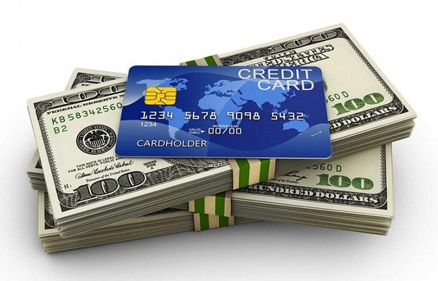 Rút tiền thẻ tín dụng tại Rút Tiền Quang Trung sẽ có mức phí rẻ hơn so với ngân hàng